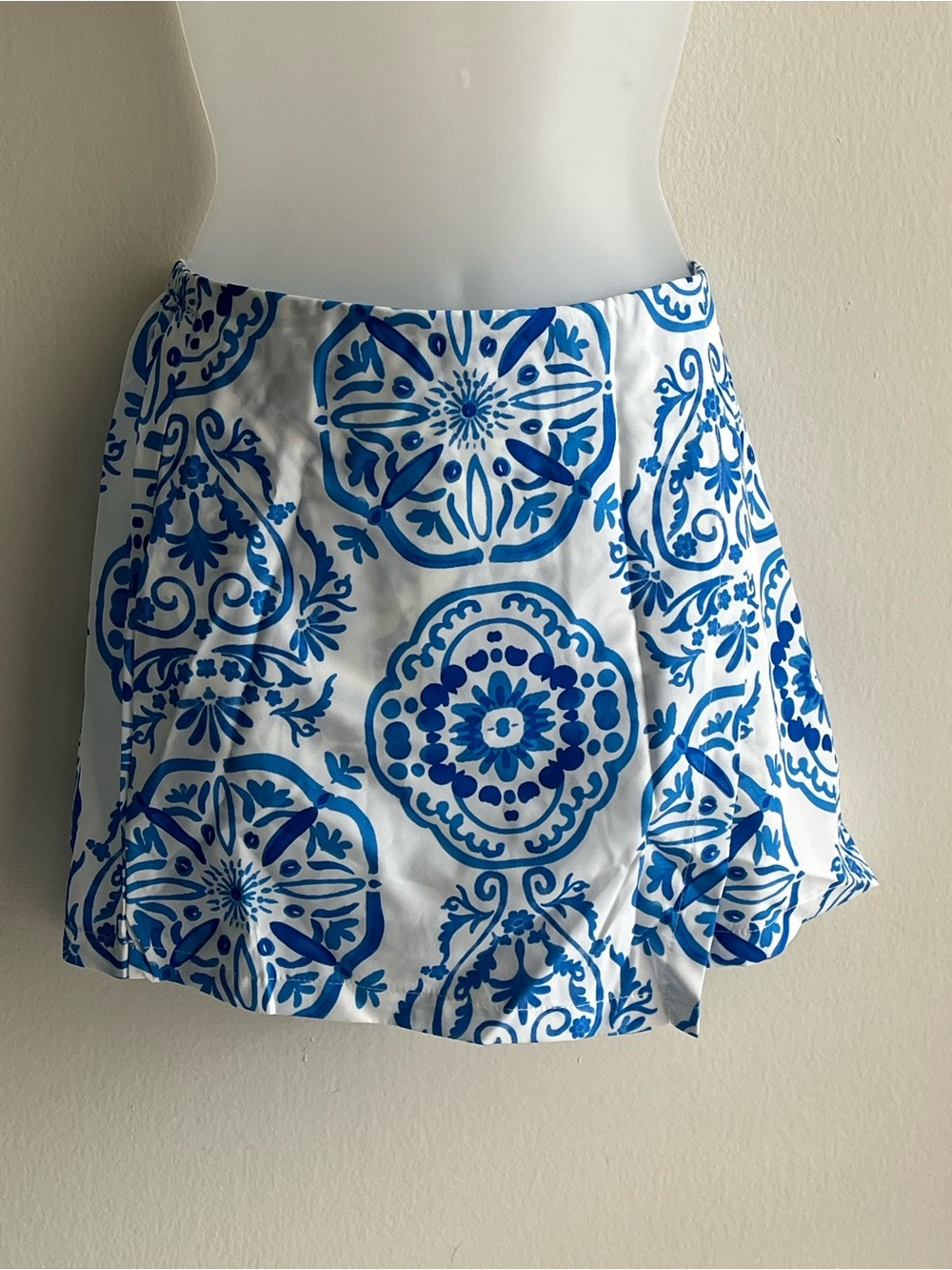 White Skort with Bright Blue Floral Tile Print XS Shorts Skirt